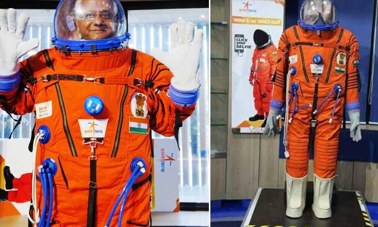 Hindistan uzay giysisi.